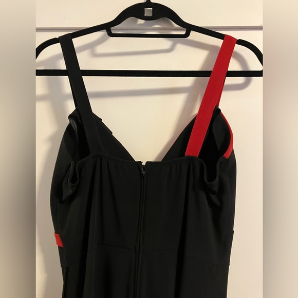 Red & Black Harley Quinn vibes dress. Pinup Girl, bombshell dress rockabilly - Picture 4 of 7